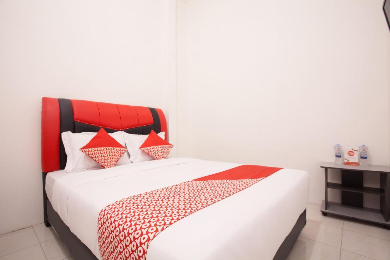 Oyo 1978 Pondok Indah Residence Медан Екстериор снимка